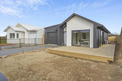 Photo of property in 22 Oneone Street, Cambridge, 3493