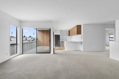 Photo of property in 2/13 Commerce Street, Frankton, Hamilton, 3204