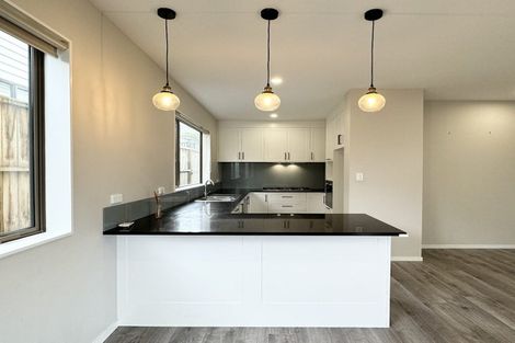 Photo of property in 6b St Catherine Crescent, West Harbour, Auckland, 0618