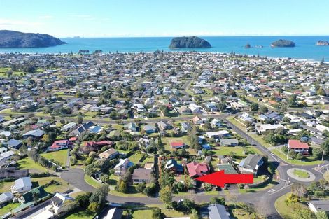 Photo of property in 111 Brook Place, Whangamata, 3620