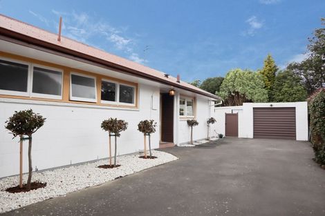 Photo of property in 2/208 Waimairi Road, Ilam, Christchurch, 8041