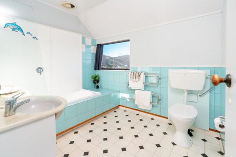 Photo of property in 1 Atwood Grove, Churton Park, Wellington, 6037