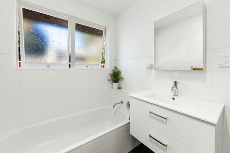 Photo of property in 1/4 Gothic Place, Ilam, Christchurch, 8041