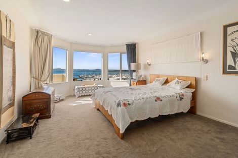 Photo of property in 29 Ferntree Terrace, West Harbour, Auckland, 0618