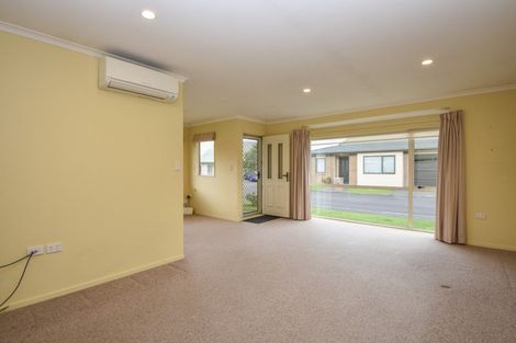 Photo of property in Villa Estate, 12/55 Armstrong Avenue, Carterton, 5713
