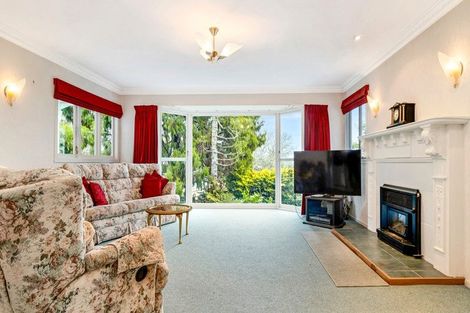 Photo of property in 32 Deane Avenue, Titirangi, Auckland, 0604