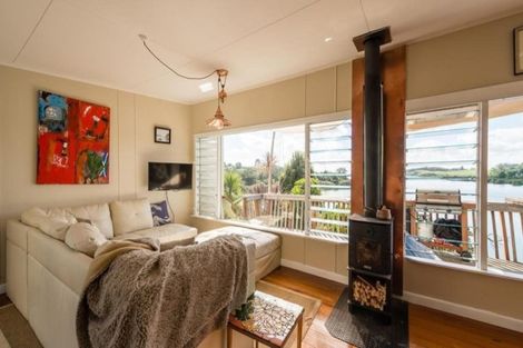 Photo of property in 86 Riverview Road, Kerikeri, 0230