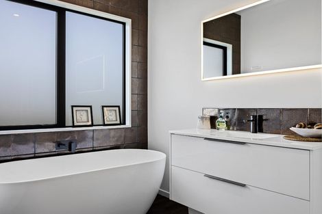 Photo of property in 38 Cousins Street, Woodend, 7691