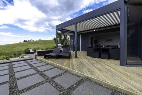 Photo of property in 63 Martin Road, Whangaruru, Hikurangi, 0184