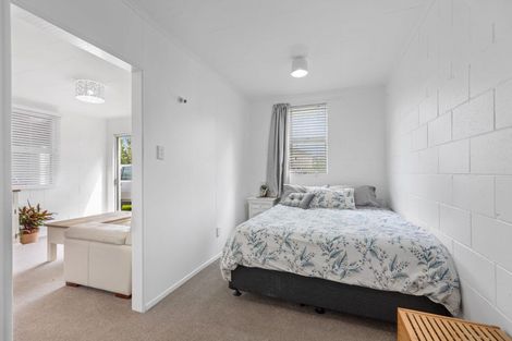 Photo of property in 240 Pukehina Parade, Pukehina, Te Puke, 3189