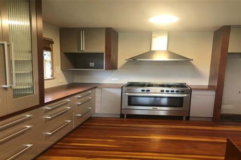 Photo of property in 17 Mildmay Road, Henderson, Auckland, 0610