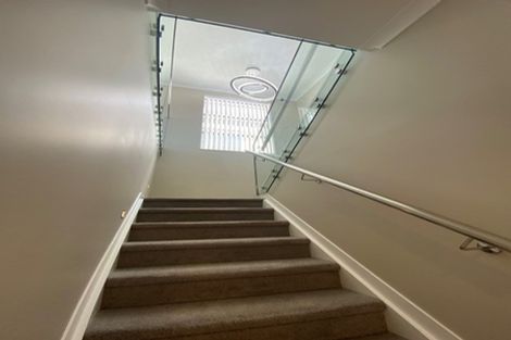 Photo of property in 30 Godfrey Drive, Orewa, 0931