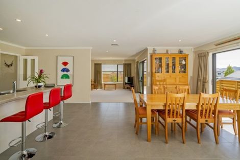 Photo of property in 7 Roseberry Place, Whitianga, 3510