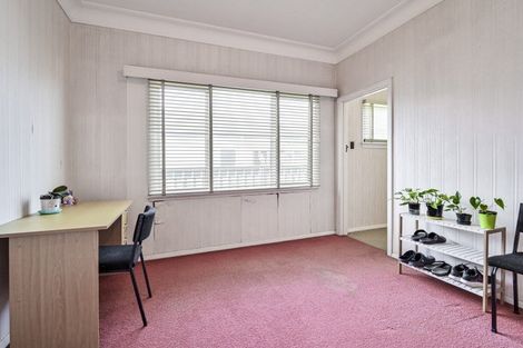 Photo of property in 216 Grove Road, Mayfair, Hastings, 4122