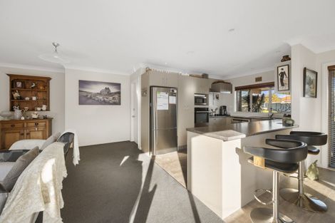 Photo of property in 26 Brooklands Drive, Havelock North, 4130