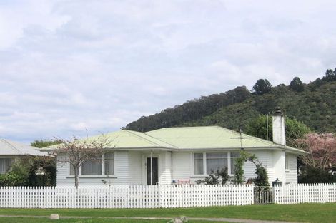 Photo of property in 2a Kea Street, Fairy Springs, Rotorua, 3015