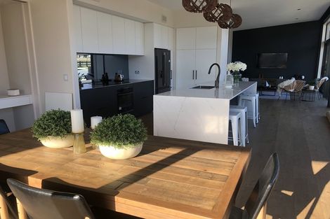 Photo of property in 1 Campbell Road, Wanaka, 9305