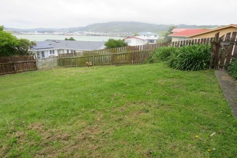 Photo of property in 4 Inlet View, Titahi Bay, Porirua, 5022