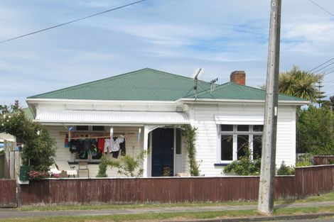 Photo of property in 11 Sarjeant Street, Gonville, Whanganui, 4500