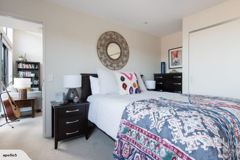 Photo of property in Nouvo Apartments, 5f/21 Rugby Street, Mount Cook, Wellington, 6021