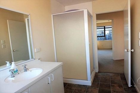 Photo of property in 1/271 Wairakei Road, Bryndwr, Christchurch, 8053