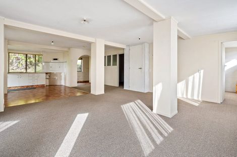Photo of property in 8c Mountain Road, Morningside, Whangarei, 0110