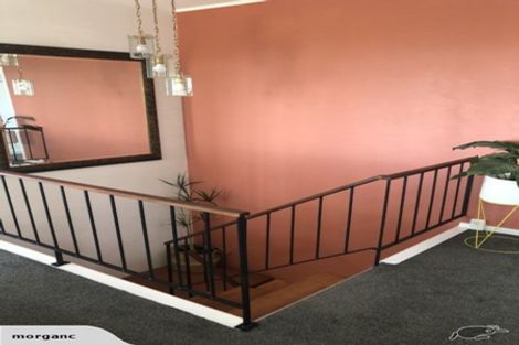 Photo of property in 1/2 Hume Drive, Hillcrest, Auckland, 0627