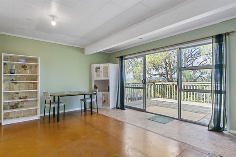 Photo of property in 9 Woodhouse Place, West Harbour, Auckland, 0618