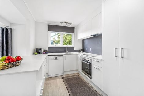 Photo of property in 369 Whangaparaoa Road, Stanmore Bay, Whangaparaoa, 0932