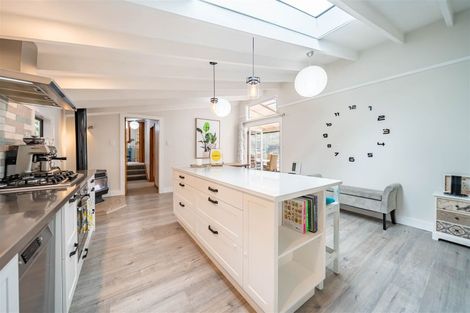 Photo of property in 38 Jocelyn Crescent, Pinehaven, Upper Hutt, 5019