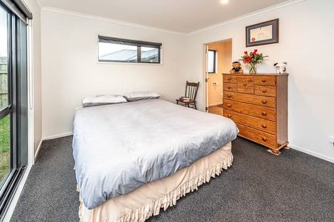 Photo of property in 16 Simon Street, Tawhero, Whanganui, 4501