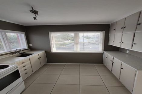 Photo of property in 4/44 Lake Road, Narrow Neck, Auckland, 0624