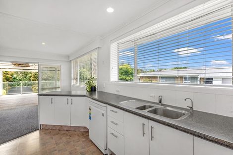Photo of property in 12a Severn Place, Spotswood, New Plymouth, 4310