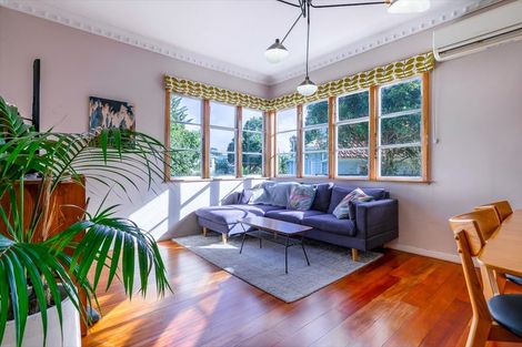 Photo of property in 8 Barrister Avenue, Mount Roskill, Auckland, 1042