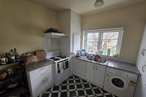 Photo of property in 82 Majoribanks Street, Mount Victoria, Wellington, 6011