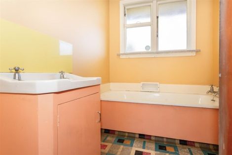 Photo of property in 340 Memorial Avenue, Burnside, Christchurch, 8053