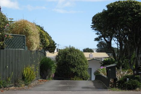 Photo of property in 8a Ronald Street, Strandon, New Plymouth, 4312