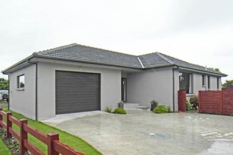 Photo of property in 16 Huia Street, Waikiwi, Invercargill, 9810