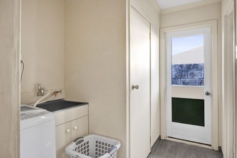 Photo of property in 4 Tannahill Street, Hawera, 4610