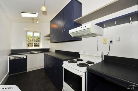 Photo of property in 16 Severn Street, St Albans, Christchurch, 8014
