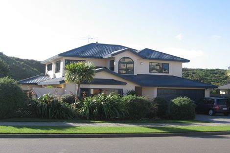 Photo of property in 26 Amesbury Drive, Churton Park, Wellington, 6037