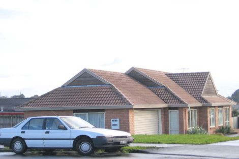Photo of property in 11 Shenton Place, Burswood, Auckland, 2013