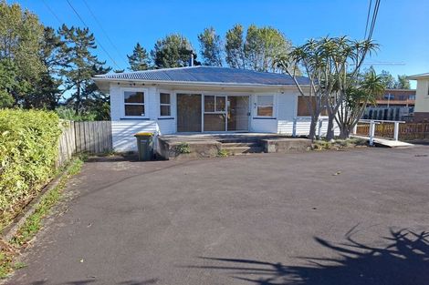 Photo of property in 365 Main Road, Huapai, Kumeu, 0810