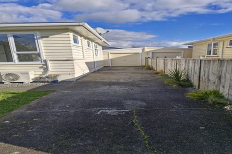 Photo of property in 3 Kings Drive, Levin, 5510