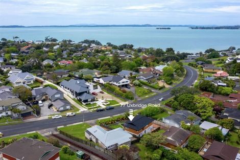 Photo of property in 1/77 Uxbridge Road, Cockle Bay, Auckland, 2014