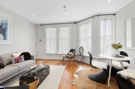 Photo of property in 2/246 The Terrace, Wellington Central, Wellington, 6011