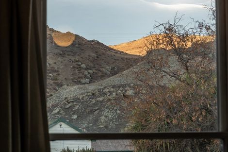 Photo of property in 11 Molyneux Avenue, Cromwell, 9310