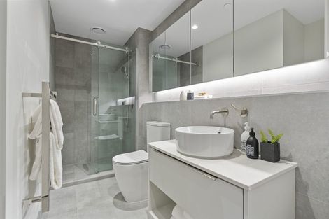 Photo of property in 11/2 Ara Kataraina, Mangere, Auckland, 2022