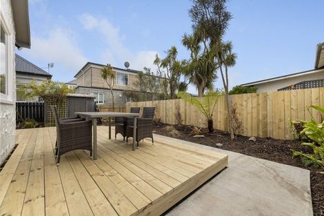 Photo of property in 19 West Avenue, Saint Clair, Dunedin, 9012