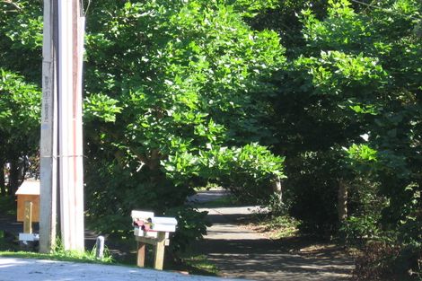 Photo of property in 4/3a Konini Road, Titirangi, Auckland, 0604